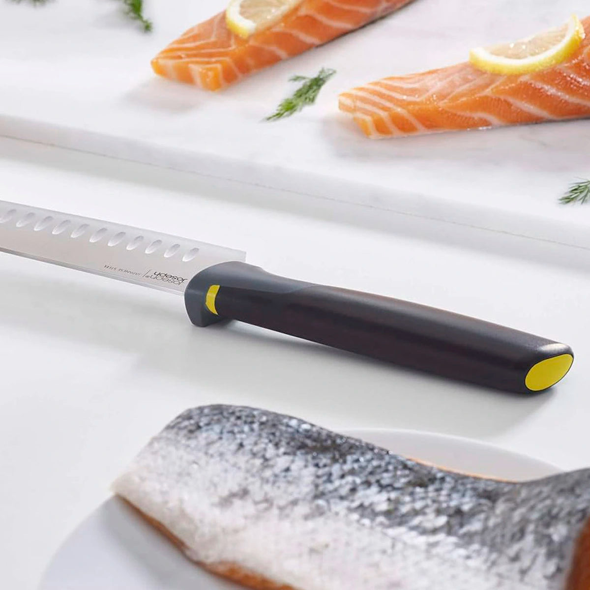 Cuchillo Santoku con funda