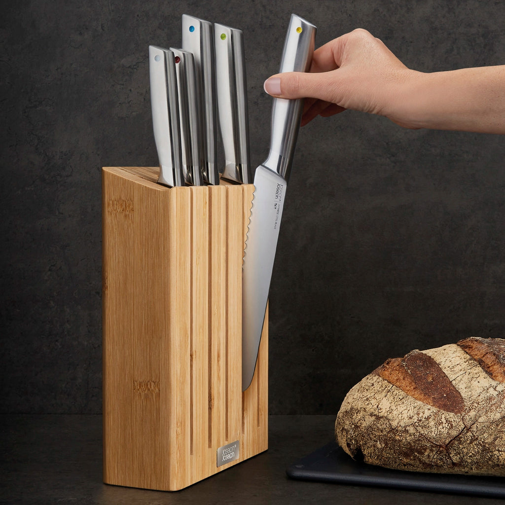 Juego de 5 cuchillos de acero con soporte de Bambú