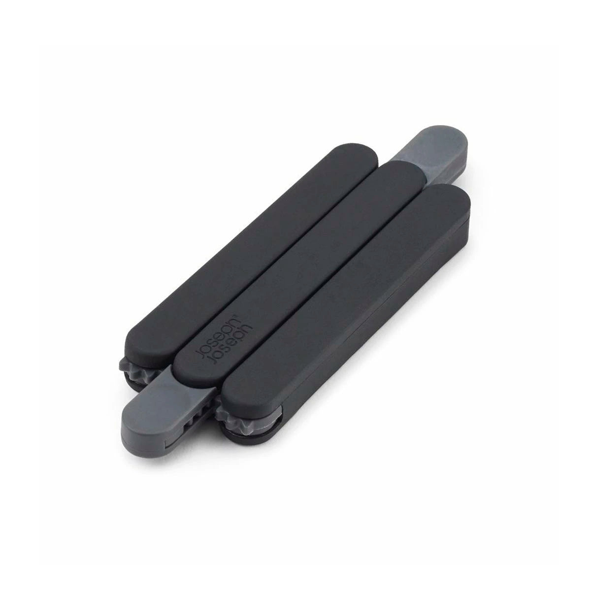 Apoya fuentes triangular negro