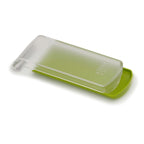 Pelador con depósito verde