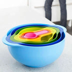 Set de bowls y tazas medidoras apilables