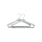Set de 2 perchas ideal para trajes