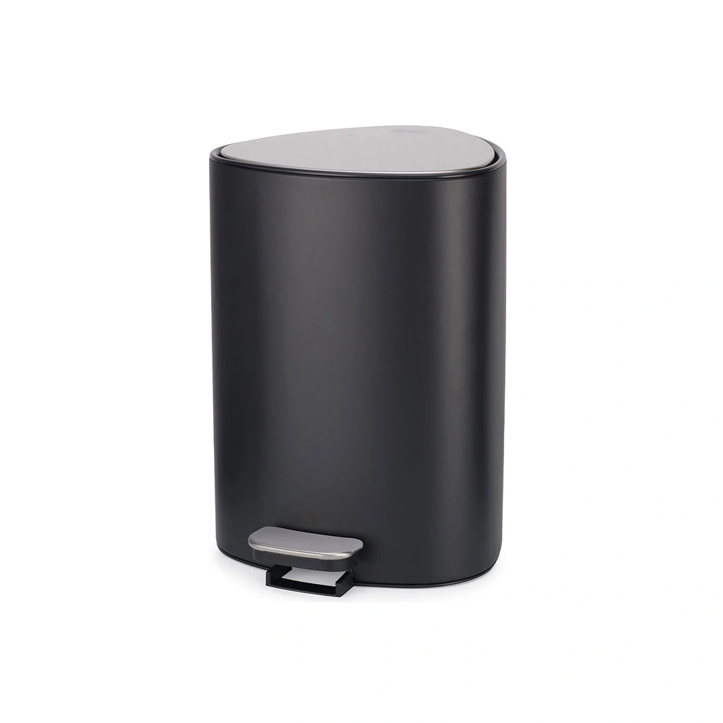 Cubo de basura negro con pedal de 5L